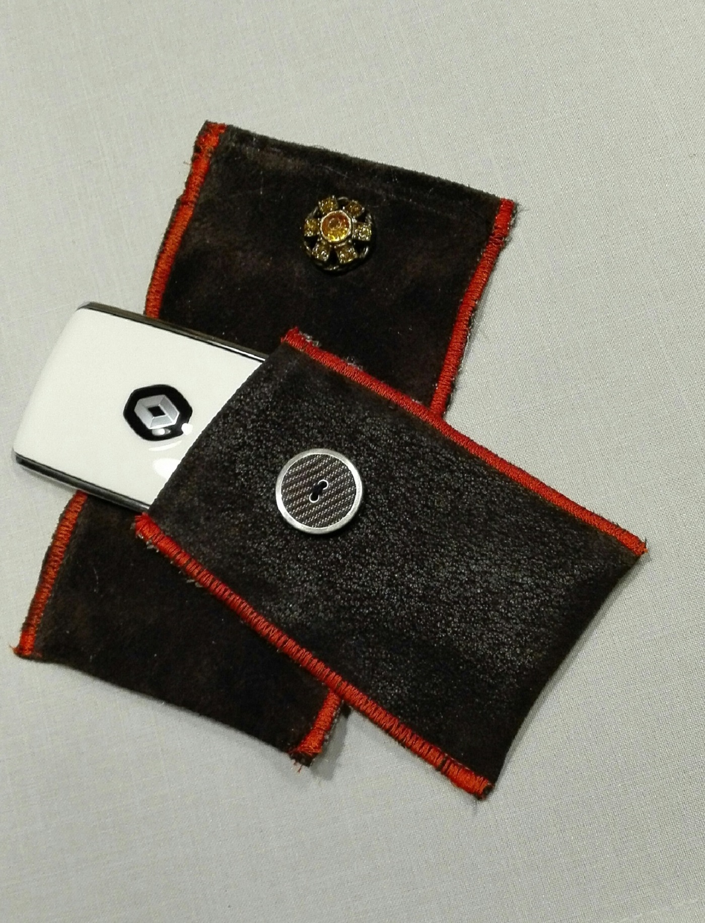 Kadjar Tasche und Huawei Tasche in Leder