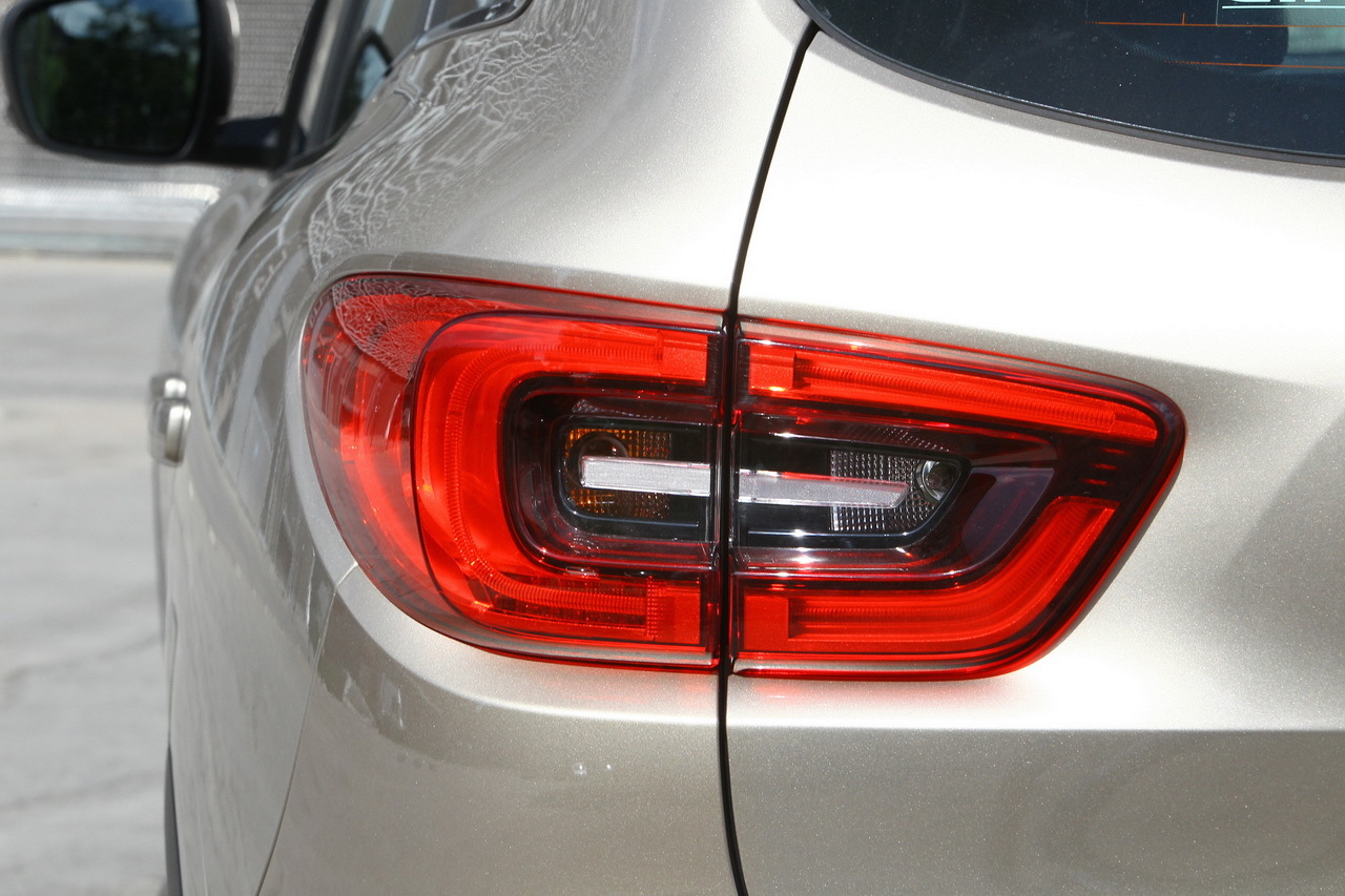 Kadjar in Dünen-beige