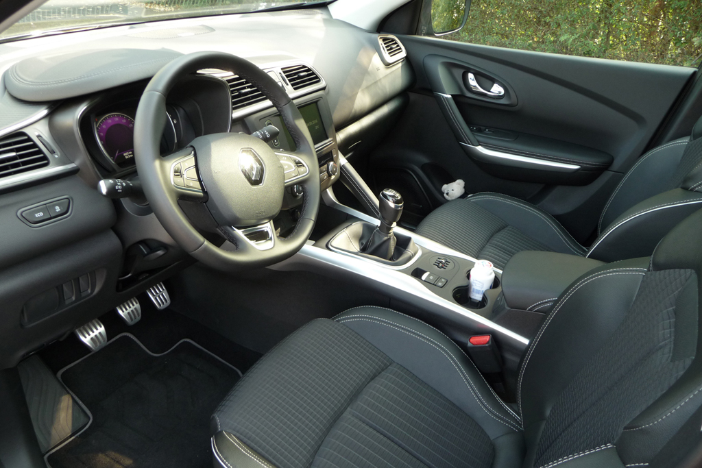Kadjar im Detail - Innenraum Fahrerseite / Sportpedale