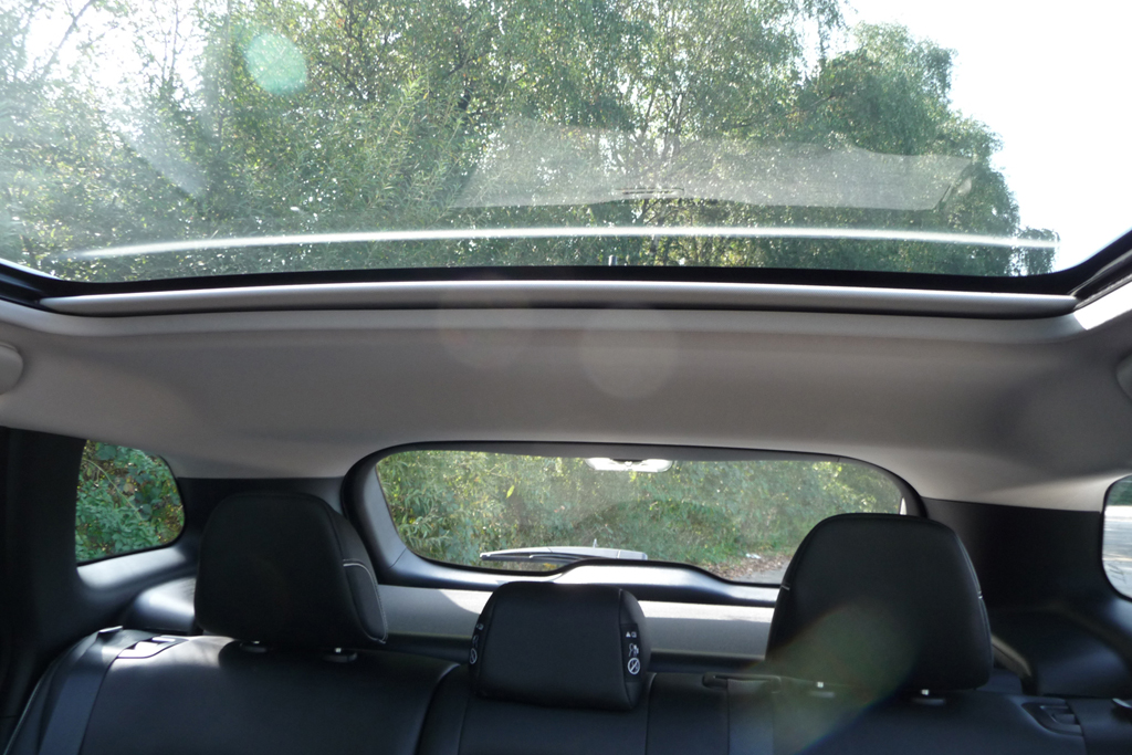 Kadjar im Detail - Panoramaglasdach (Sicht-Paket)